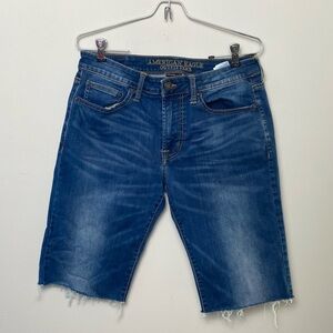 American Eagle Mens Cut Off Jean Shorts Sz 30